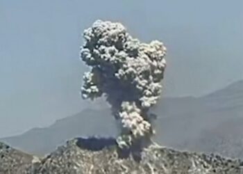 Gazeteci Zagros: Erdoğan savaş ve soykırım diplomasisi yürüterek ülkesini iflasa sürükledi