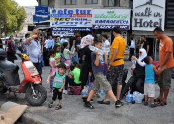 Gaziantep’te 41 STK’dan uyarı: Nüfusun yüzde 50’si Suriyeli olacak