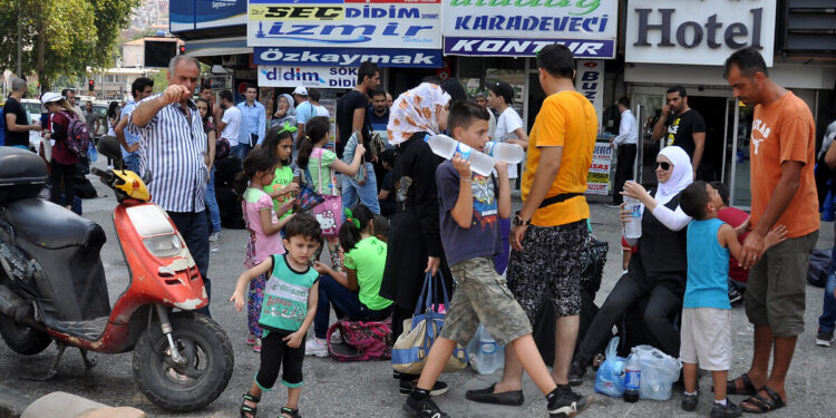 Gaziantep’te 41 STK’dan uyarı: Nüfusun yüzde 50’si Suriyeli olacak