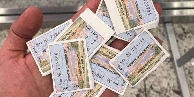 Gelir İdaresi'nden "yurt dışı çıkış harç pulu" uyarısı: ⁠Zamdan önce stoklamayın