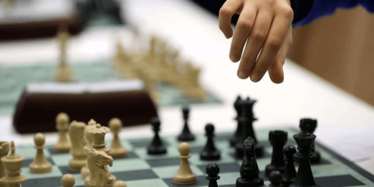 Genç milli satranççılar, İrlanda'da 28 madalya kazandı