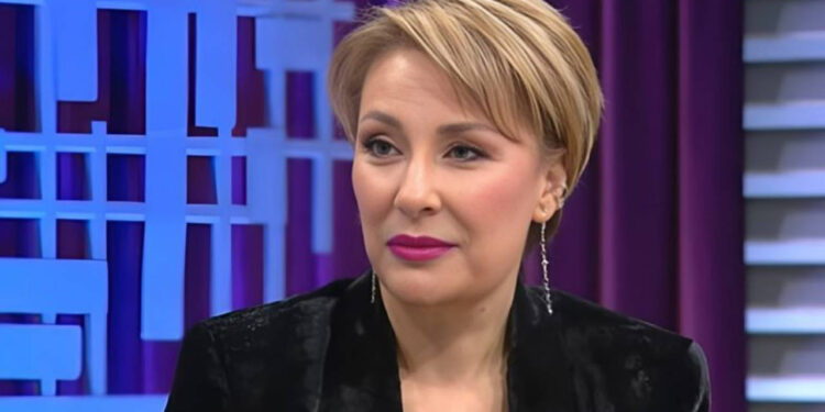 Gülse Birsel duyurdu: "Aile Arasında" filminin ikincisi geliyor