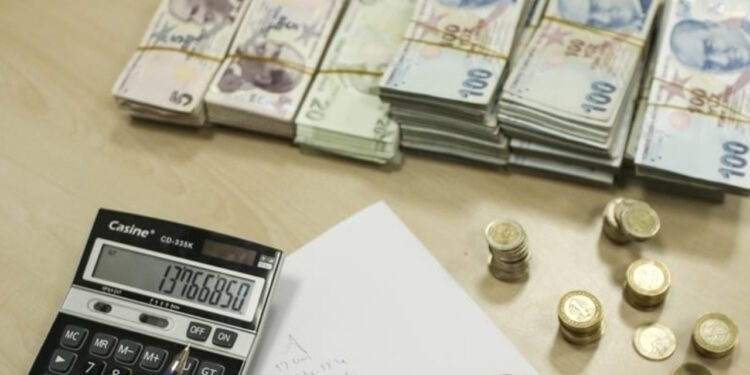 Her üç şirketten biri iktidardan insaflı çıktı: Ara zam gündemlerinde