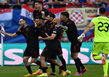 Hırvatistan uzatmada çöktü, Arnavutluk bir puan kurtardı