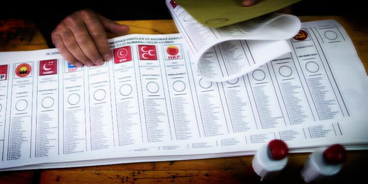 İYİ Partili eski vekil yeni parti kurdu, sosyal medyadan duyurdu