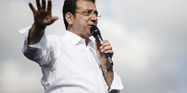 İmamoğlu, Almanya’da konuştu: 2,5 milyon mülteci var İstanbul’da, böyle bir artış olamaz