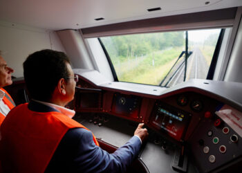 İmamoğlu, Almanya’da ‘HIZRAY’ı test etti