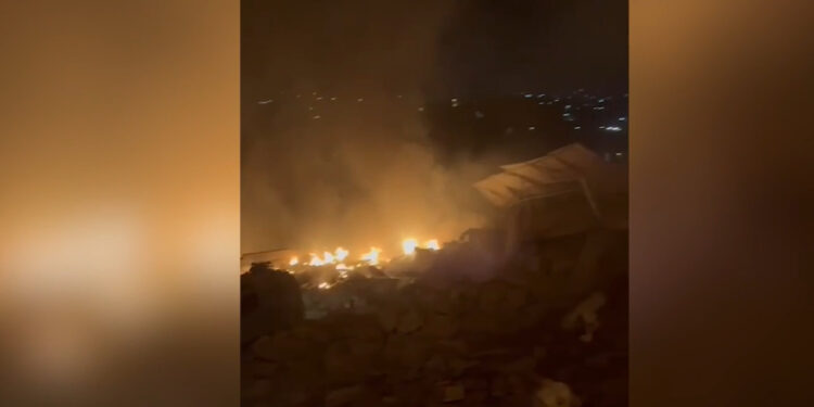 İsrail'den Lübnan'a yıkıcı hava saldırısı: Ölü ve yaralılar var