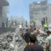 İsrail'in Hamas komutanına suikast gerekçesiyle evlere düzenlediği bombardımanda onlarca ölü ve yaralı