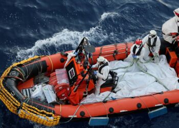 İtalya açıklarında iki göçmen faciası: '11 ölü, en az 26'sı çocuk 60'dan fazla kayıp'