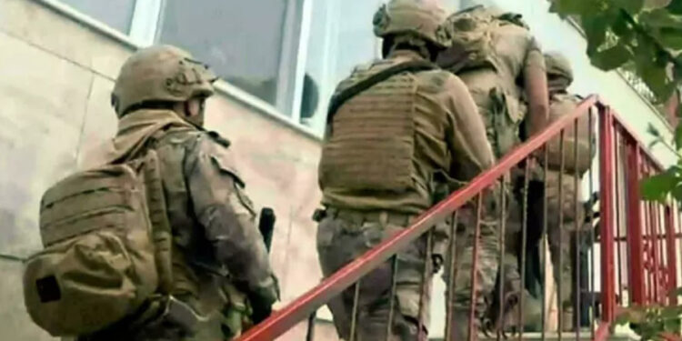 İzmir’de hukuksuz cemaat operasyonu: 6 gözaltı