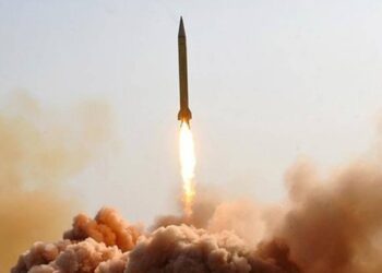 Japonya, Kuzey Kore'nin balistik füze fırlattığını duyurdu