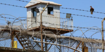 Kanser hastası kadın mahpusa cezaevinde tedavi engeli