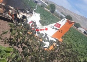 Kayseri’de eğitim uçağı düştü: 2 pilot hayatını kaybetti