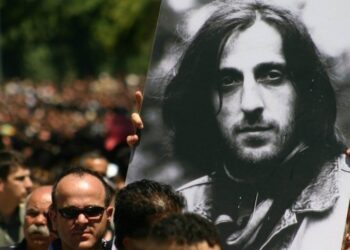 Kazım Koyuncu isyanı ve müziğiyle yaşamaya devam ediyor