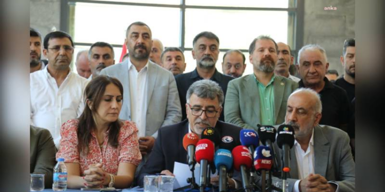 Kentimizi yönetecek ithal akıllar istemiyoruz