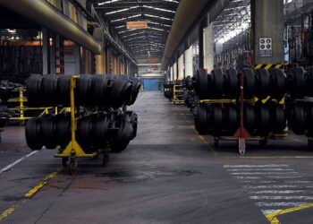 Kocaeli'de fabrikada üretim durdu, 430 çalışan izne çıkarıldı