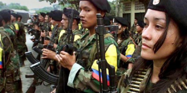 Kolombiya'da hükümet ile eski FARC üyeleri barış görüşmelerine yeniden başladı