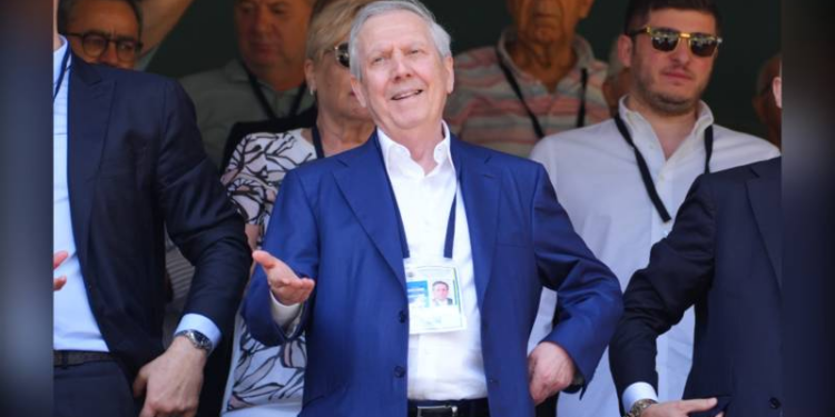 Korkaklar her gün, cesurlar bir gün ölür; biz bir gün öleceğiz, çekilme falan yok!