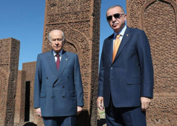 Kulis: Bahçeli'nin sert çıkışları AKP'de nasıl karşılık buldu?