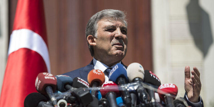 Kulis: Üç parti birleşecek, başına Abdullah Gül gelecek