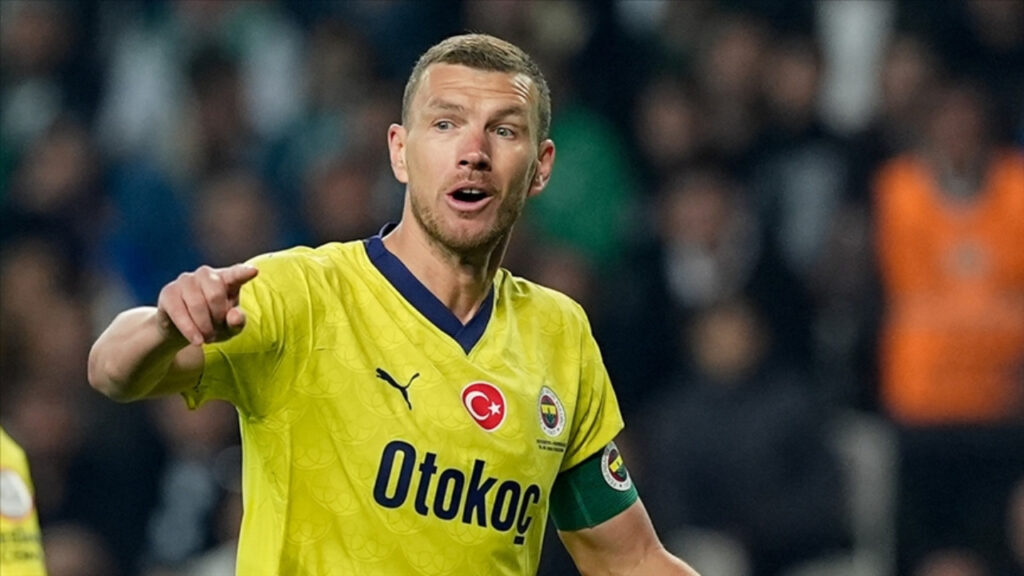 Mehmet Demirkol'dan Dzeko iddiası: 'Mourinho kal derse...'