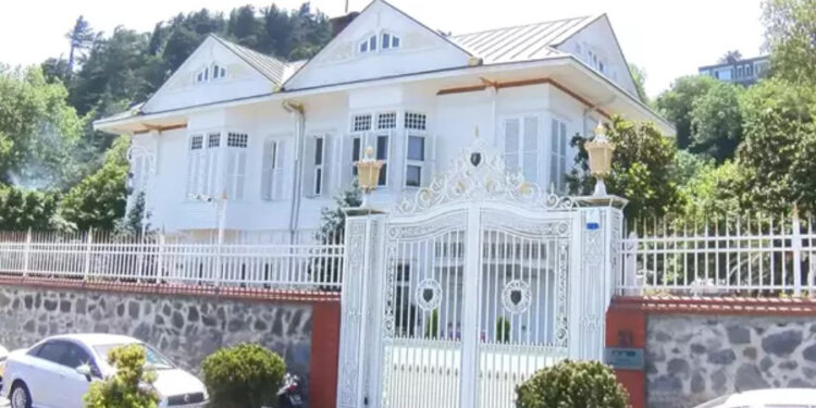 Memduh Paşa Yalısı’nda 150 milyon liralık soygun