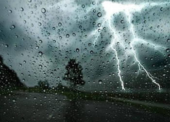 Meteoroloji'den İstanbul dahil 17 il için sağanak uyarısı