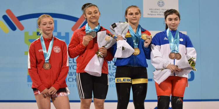 Milli halterci Zehranur Aslan'dan büyük başarı: Avrupa ikincisi oldu