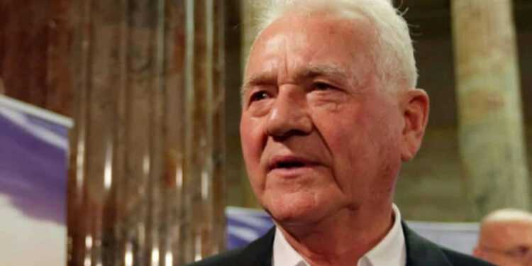 Milyarder iş insanı çok sayıda kadına cinsel saldırı suçlamasıyla tutuklandı