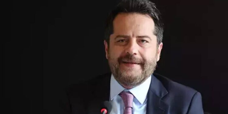 Ne hırsızlığım, ne komisyonculuğum kaldı, maalesef ayrılıyorum