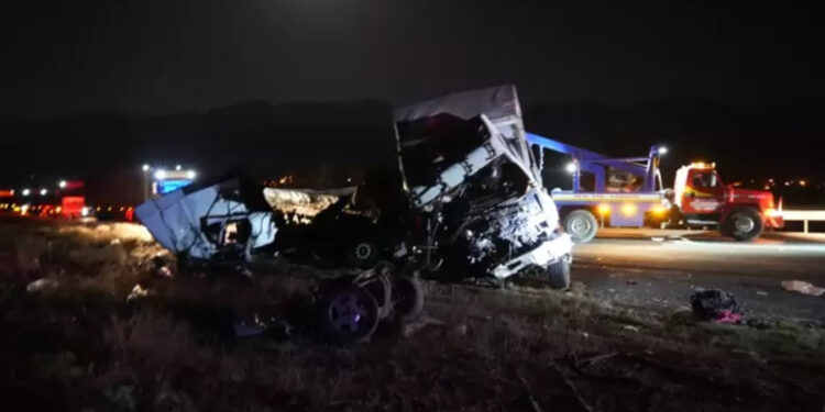 Niğde’de zincirleme kaza: Aynı aileden 3 kişi öldü, 2’si ağır 4 yaralı