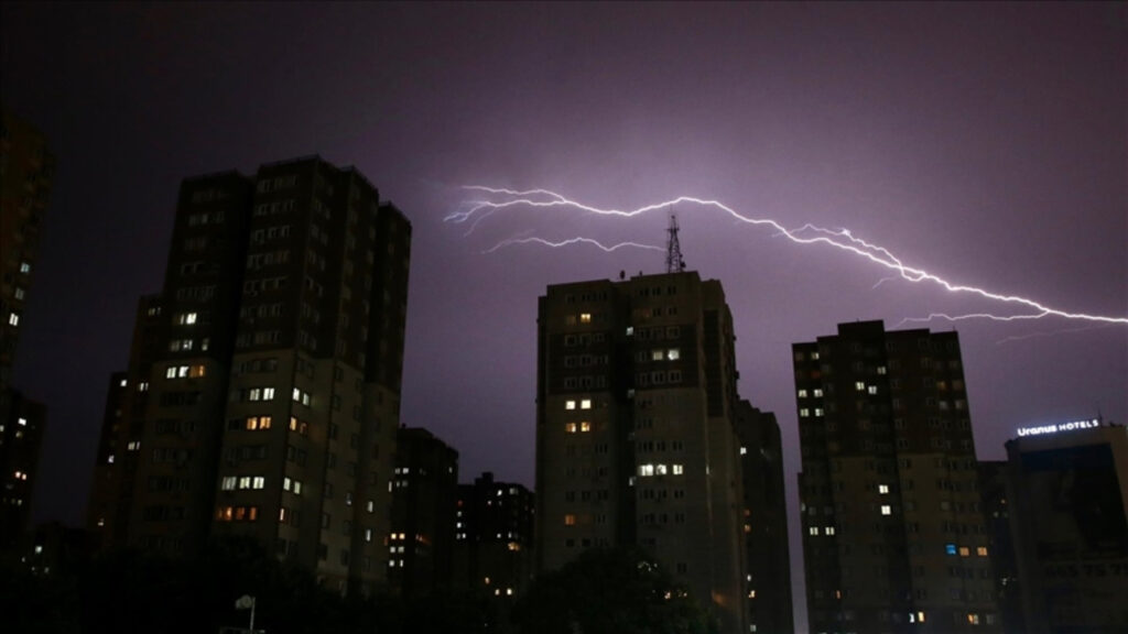 O illerde yaşayanlar dikkat: Meteoroloji'den sağanak uyarısı!