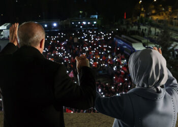 Özer Sencar uyardı: Erken seçim Erdoğan’ı yine iktidara getirir
