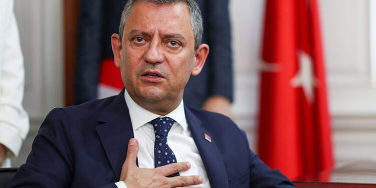 Özgür Özel’den AKP’ye ‘asgari ücret’ resti: Zam şart!