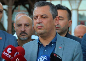 Özgür Özel’den CHP üyesine silahlı saldırı olayına ilişkin ilk açıklama: "Görülen tek şey acizliğiniz"