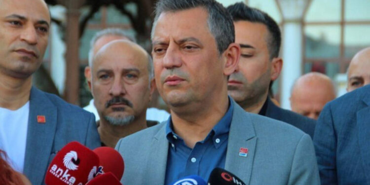 Özgür Özel’den CHP üyesine silahlı saldırı olayına ilişkin ilk açıklama: "Görülen tek şey acizliğiniz"