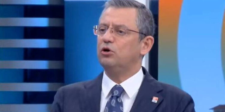 Özgür Özel'den Erdoğan'a "erken seçim" resti: Kendine güveniyorsa bir kere daha gelir yarışırız