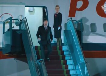 Putin, Kuzey Kore ziyaretinin ardından Vietnam'da