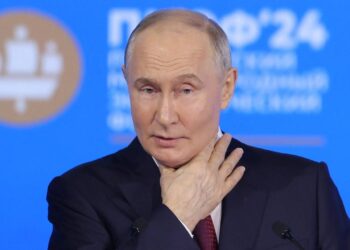 Putin'den dolar, BRICS, Ukrayna ile barış görüşmeleri ve nükleer silahlar hakkında kritik mesajlar