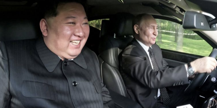 Rusya ile Kuzey Kore köprüyle birleşecek. Güney Kore kızgın: “Putin limuzin hediyesiyle yaptırımları deldi”