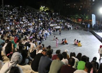 Sêrt’te Kürtçe müzik ve tiyatro