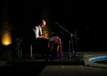 Solo Sentûr konserine dinleyicilerden tam not