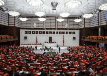TBMM'de bayram tatili sonrası mesai başlıyor: Hangi konular görüşülecek?