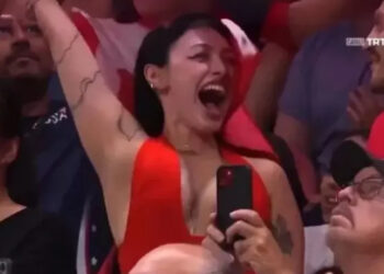 TRT'deki 'meme' kazasının merkezindeki Nazlıcan İrem Köroğlu, neler yaşadığını anlattı