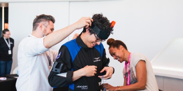 Türkiye'nin ikinci astronotu Atasever, Dünya'ya döndü