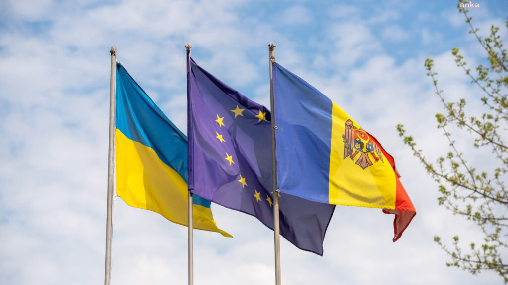 Ukrayna ve Moldova’nın AB’ye üyelik müzakereleri resmen başladı