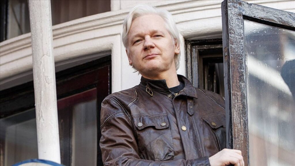 WikiLeaks'in kurucusu Julian Assange, 'casusluk suçunu' kabul etti