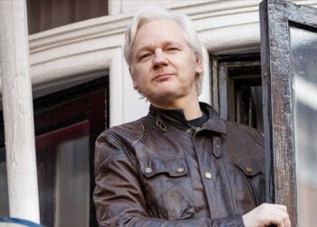 WikiLeaks'in kurucusu Julian Assange, 'casusluk suçunu' kabul etti