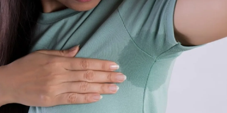 Yazın terleme kabusuna karşı püf noktalar